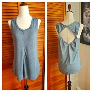 Splendid Blue Top Sleeveless Key Hole Cut Out Back Size S